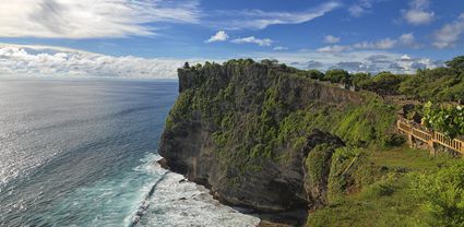 Pura luhur Sea Temple - Bali T (PBH4 00 16733)